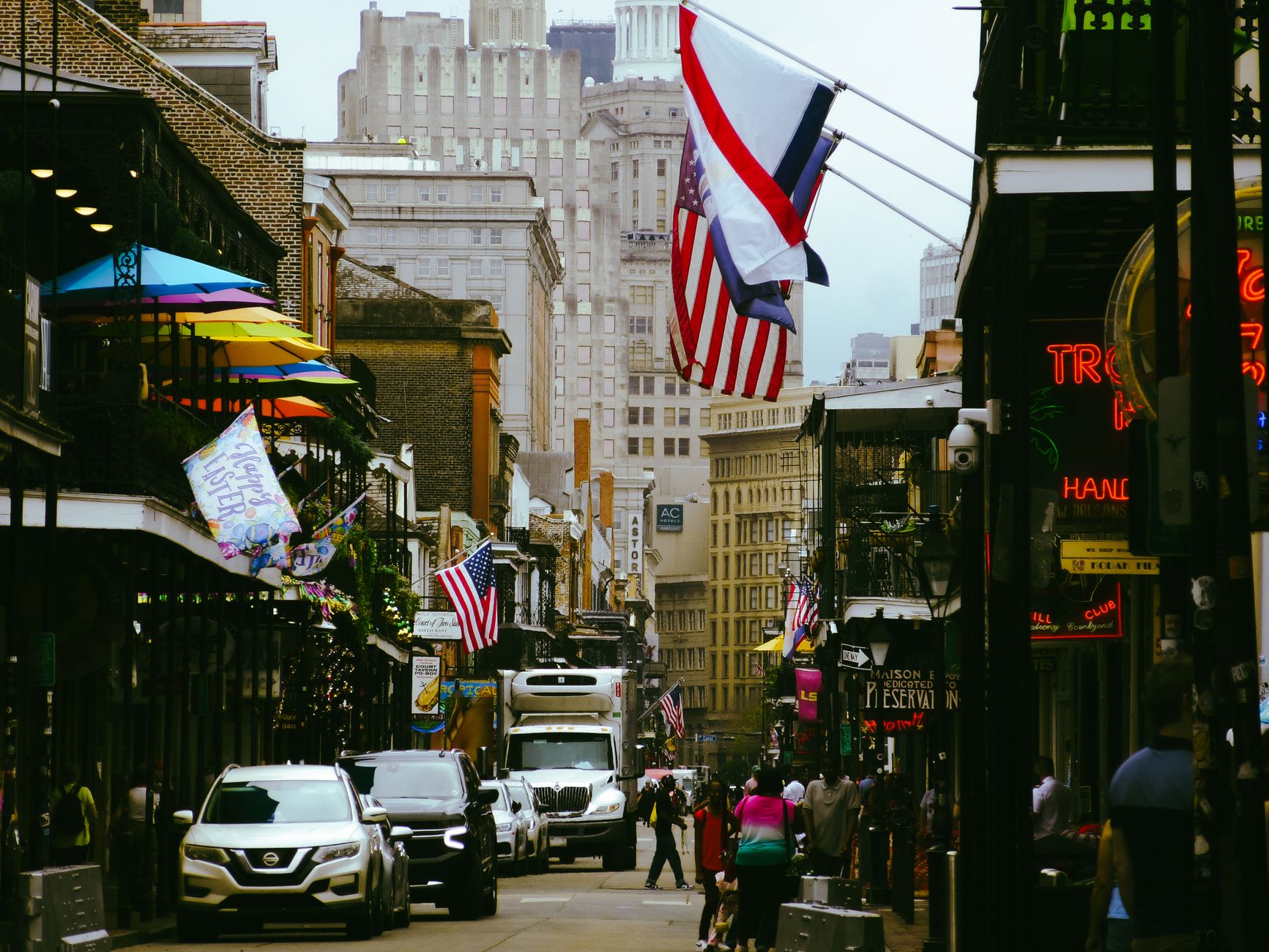 vibrant new orleans french quarter street scene